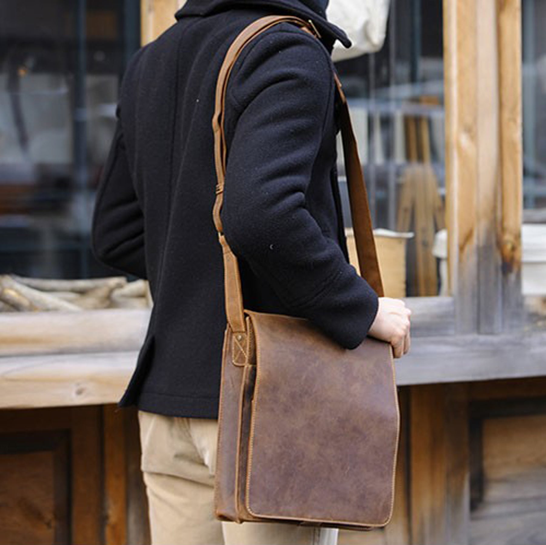 Leather Messenger Shoulder Bag | 18410 Jasper Mocha – The Real