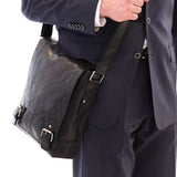ASHWOOD - Messenger Bag - Laptop / iPad A4 Size - Cross Body / Shoulder / Work Bag - Genuine Leather - 8342 - Black