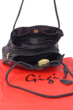 GIGI - Women's Leather Shoulder Bag - OTHELLO 4323 - with heart keyring charm - Black